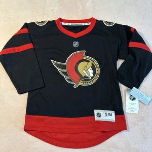 Camiseta deportiva Drake Batherson #19 réplica de fanáticos de la NHL Ottawa Senators Drake Batherson #19 nueva con etiquetas - Imagen 1 de 13