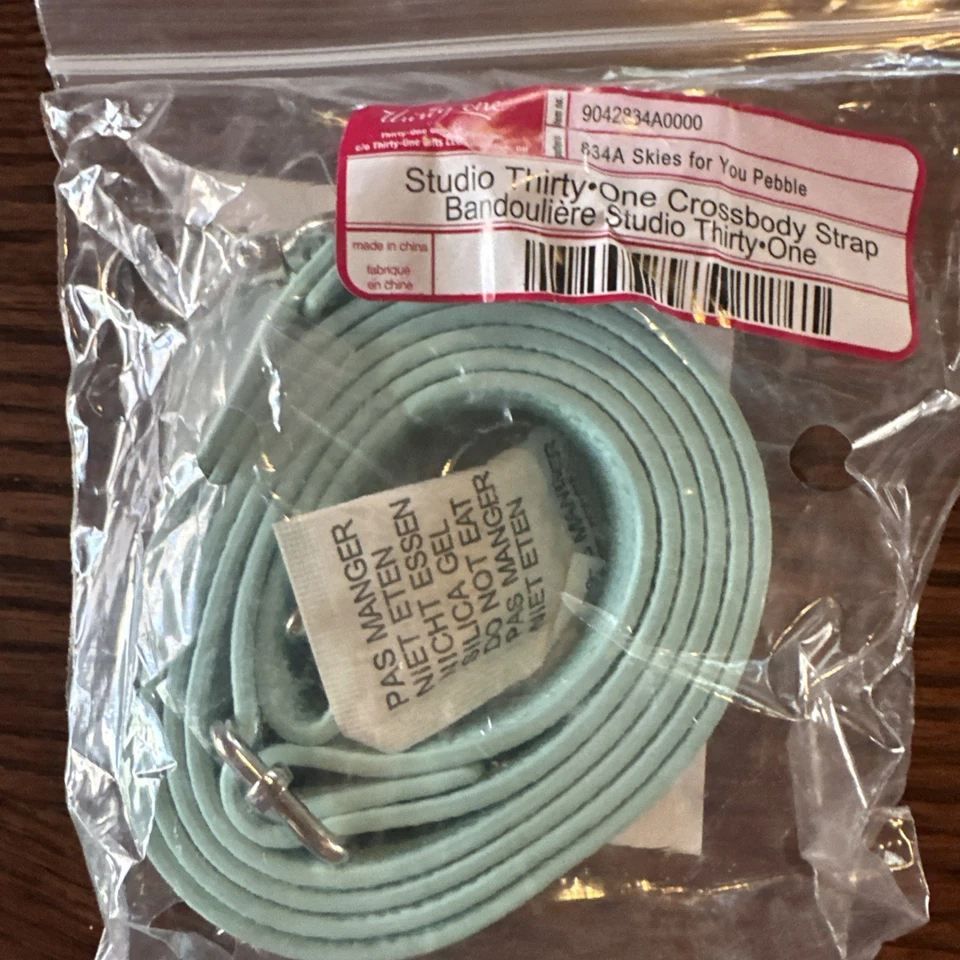 Thirtyone Studio Thirty-One Crossbody Strap  NEW Skies to You Pebble Baby blue - Image 1 of 1