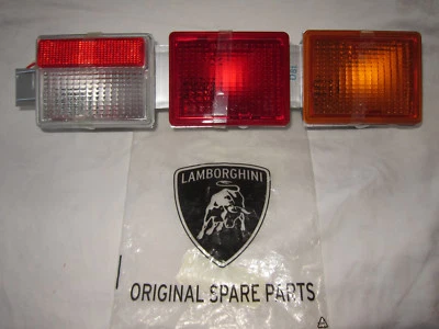 Luz trasera derecha genuina Lamborghini Countach NOS Foto 1 de 3