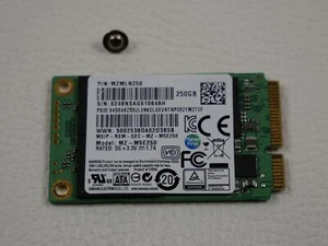 Samsung 850 EVO MZ-M5E250 250GB mSATA SSD Festplatte aus Alienware M17X R4 - Afbeelding 1 van 2