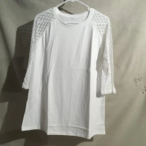 WOMEN SHIRTS PINK/WHITE ( 4 IN LOT ) - Picture 1 of 15