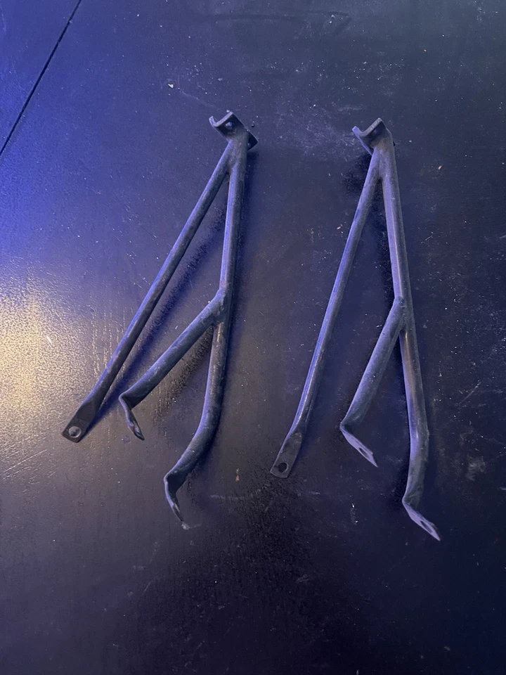 Piper PA31 TIO-540 Engine Controls Bracket - Image 1 of 1