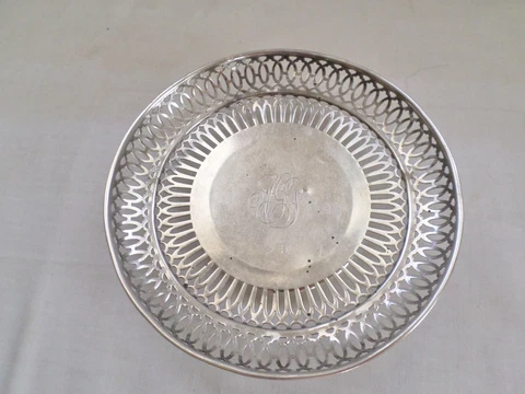 Webster & Co. Antique Sterling Silver 5.75" Reticulated Bowl / Sweetmeat Dish Cover