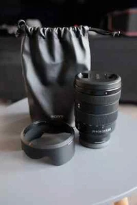 Sony FE 24-105mm f/4 G OSS Vollformatobjektiv - Schwarz (inkl. OVP) NEUWERTIG - Bild 1 von 3