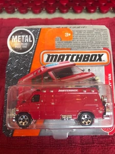 Matchbox - 2017 - #87 '95 Custom Chevy Van - Red - Bike on Rear Doors - Picture 1 of 4