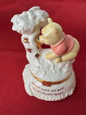 Figura Caja Baratija El Tesoro de la Miel de Lenox Pooh con Abeja Encantada, Nueva en Caja Foto 1 de 4