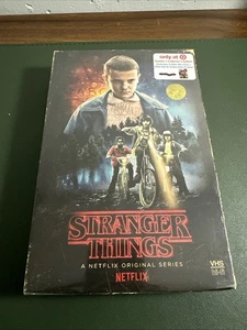 Netflix Stranger Things Season 1  DVD/Blu-Ray Collector's Edition Box Set - Picture 1 of 2
