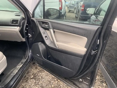 FORESTER  2015 Front Door Trim Panel 1414710 Foto 1 de 4