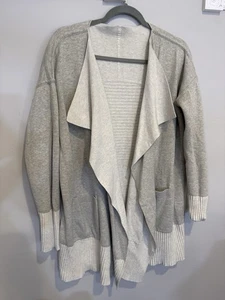 Lululemon Still Lotus Wrap Reversible Long Sleeve Cardigan Sweater Size Small - Picture 1 of 14