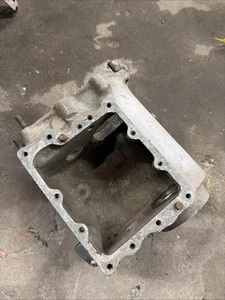 OEM Harley Panhead Transmission Case "33” Knucklehead Flathead - Picture 1 of 9