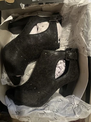 Botín Simply Vera Wang negro peep toe tacón bloque espuma viscoelástica 7. 5 Foto 1 de 4