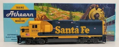 Athearn 4759 HO Scale Santa Fe GP60 Powered  Diesel Locomotive #4039 EX/Box - Image 1 of 4