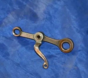 THREAD TAKE-UP LEVER TO SINGER 221 FEATHERWEIGHT SEWING MACHINE USED ORIGINAL PT - Picture 1 of 2