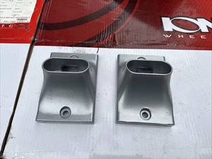 Par Nuevo Thule Trac Rac Saddle Trac Rac número de pieza 8523444001 vertical modular - Imagen 1 de 9