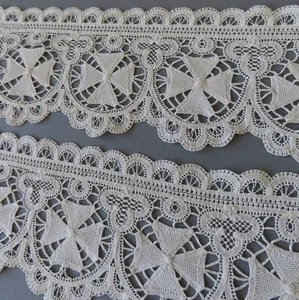 Pr Antique c1900 Finely Handmade BOBBIN LACE Scalloped Cuffs or Collar Trim - Picture 1 of 7