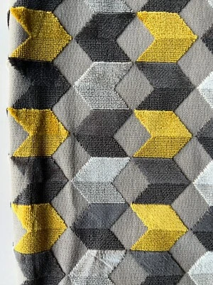  33637-84 Fabric  Remnant 24"x24" - Image 1 of 3