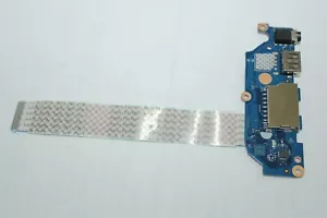 Scheda USB originale Dell Inspiron 3525 con cavo LS-L241P C6CMN - Foto 1 di 1