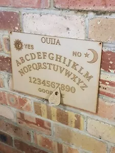 Tablero y planchette Ouija de madera con instrucciones. Placa Spirit Hunt fantasma - Imagen 1 de 4