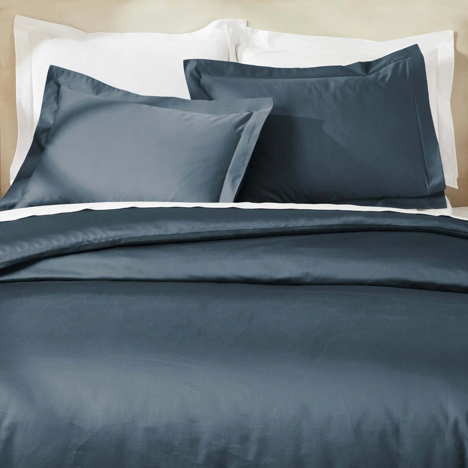 100% Egyptian Cotton 850 Thread Count Solid Duvet Cover Set - Image 1 of 1