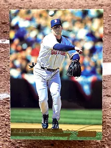 2003 Topps Stadium Royal Gold Shea Hillenbrand #29 - Picture 1 of 2