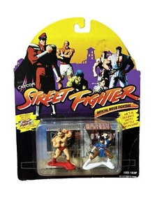 RARE 1994 HASBRO STREET FIGHTER ZANGIEF VS CHUN LI XIANG DIECAST FIGURES NEW - Picture 1 of 4