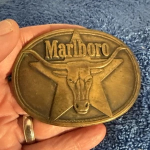 MARLBORO Brass Belt Buckle Philip Morris Bull 1987 Vintage 3-1/4 X 2-1/2 47 - Picture 1 of 2
