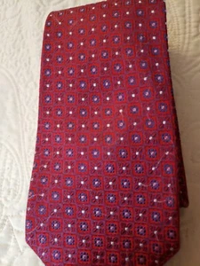 Eagle Men's Tie Red With Blue Flower And White Dot Design 100 % Silk - Picture 1 of 7