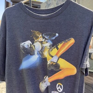 Overwatch Tracer T-Shirt Dark Heather Gray Unisex Large Blizzard Jinx - Picture 1 of 2