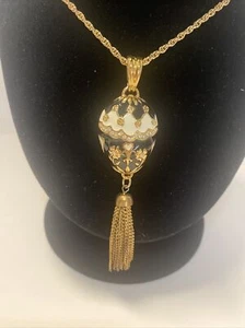 Austrian Black Crystal Egg Necklace Gold tone chain 30” Orig Box - Picture 1 of 6