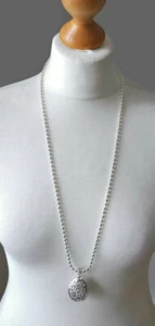 "Collar Largo Contemporáneo Colgante de Plata ""Amor"" Plata Cepillada - Imagen 1 de 7