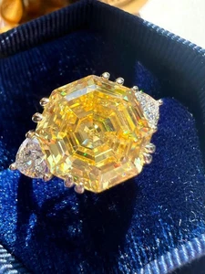 5.50Ct Radiant Cut Exquisite Real Yellow Sapphire Diamond Ring 18K White Gold - Picture 1 of 11