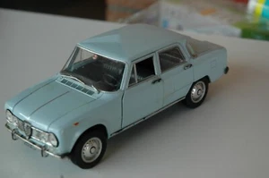 ALFA ROMEO GIULIA 1600 SUPER SCALA 1/24 - Foto 1 di 5