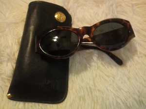 Gianni Versace 1990s Greek Key Tortoise Sunglasses - Picture 1 of 2