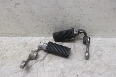 Juego de estriberas de conductor Suzuki Tempter GR650 1983 pedales izquierda y derecha Foto 1 de 4