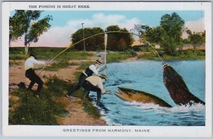 Postal antigua de humor Fishing is Great Here, Harmony Maine Giant Fishing - Imagen 1 de 2