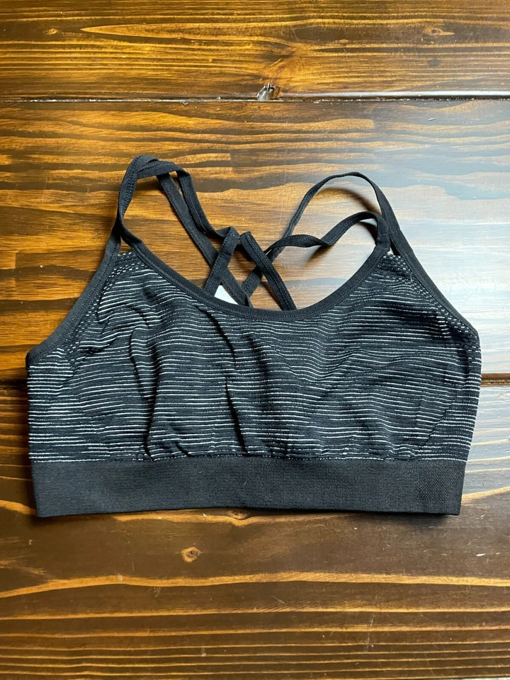 Sujetador New Balance, para mujer talla mediana, negro, sujetador deportivo, espalda sexy Foto 1 de 4