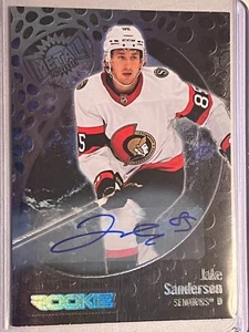 Jake Sanderson Rookie Auto 2022-23 Metalluniversum/349 Senatoren - Bild 1 von 2