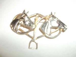DOUBLE HORSE HEAD PIN SILVER & GOLD - Picture 1 of 2