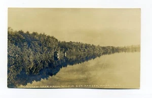 Hanson MA, Maquan Pond de Wilkie Estate, casa de barco, postal RPPC - Imagen 1 de 2