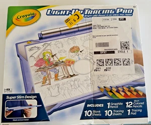 CRAYOLA LIGHT-UP TRACING PAD BTIGHT LEDS EASY TRACING ULTRA THIN TABLET NIB (2) - Picture 1 of 8