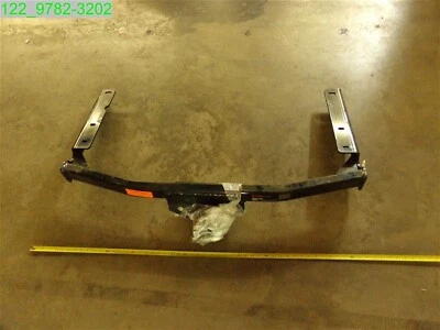 Curt Trailer Hitch Receiver - Class III - 2" 13453 FITS 20-23 TOYOTA HIGHLANDER Foto 1 de 4