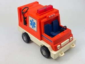 Vintage 1982 Fisher Price Medical Emergency Rescue Rig Husky Helper Ambulance - Picture 1 of 8