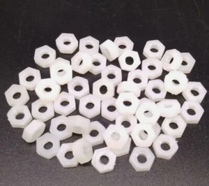 x25 M3 0.5 NYLON 6/6 TUERCA HEXAGONAL 2.2MM ESPESOR 5.4 PLANOS ESSENTRA 04M030050HN PLÁSTICO - Imagen 1 de 9