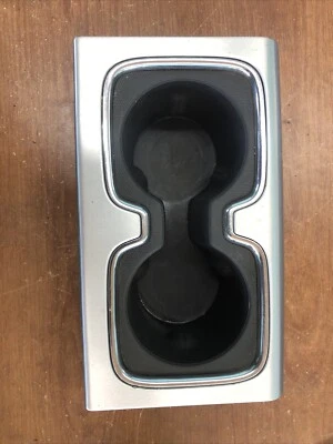 Portavasos consola central 23467147 para Chevrolet Silverado 1500 GMC Sierra 1500 Foto 1 de 4