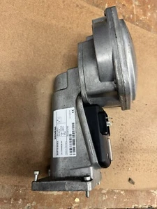 Siemens SKP75.003E2 Gasventilantrieb 220-240V 50-60Hz Skp75 - Bild 1 von 3