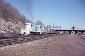 MS Original Dia RI Rock Island GP7 #4474+1 mit Transfer - St Paul MN 1978 - Bild 1 von 1