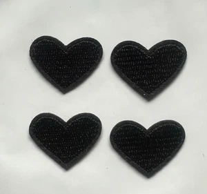 juego de 4 hierros en parche aplique corazón negro 1 x 3/4 pulgadas - Imagen 1 de 5