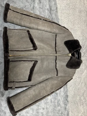 Abrigo vintage de piel de oveja Saks Fifth Avenue de los años 70’s Foto 1 de 4