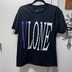 Vlone Staple lila und schwarz Grafik T-Shirt (Large) - Bild 1 von 8