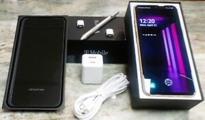 LG V60 ThinQ 5G  with DUAL Screen UNLOCKED  Excellent Condition 